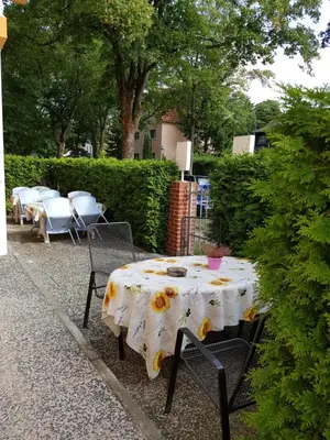 Ein Garten an der Unterkunft Pension Hubertus