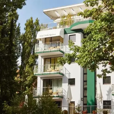 Bernstein Hotel Villa Kastania