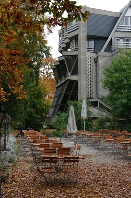 Ein Garten an der Unterkunft Hotel St.-Michaels-Heim