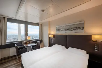 Ein Bett oder Betten in einem Zimmer der Unterkunft Park Inn by Radisson Berlin Alexanderplatz
