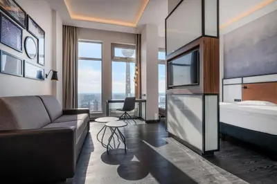 Ein Bett oder Betten in einem Zimmer der Unterkunft Park Inn by Radisson Berlin Alexanderplatz