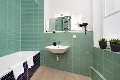 Ein Badezimmer in der Unterkunft BENSIMON apartments Prenzlauer Berg