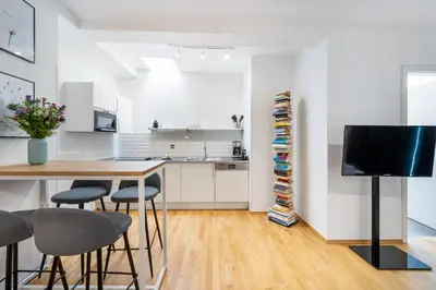 Küche/Küchenzeile in der Unterkunft BENSIMON apartments Prenzlauer Berg