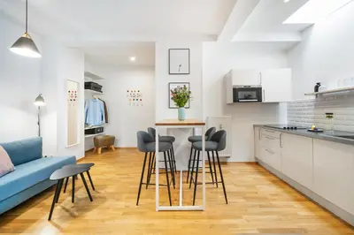 Küche/Küchenzeile in der Unterkunft BENSIMON apartments Prenzlauer Berg