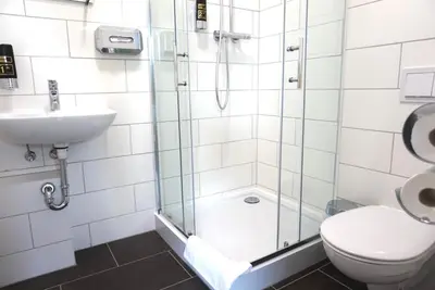Ein Badezimmer in der Unterkunft Apartment Hotel Wittenau