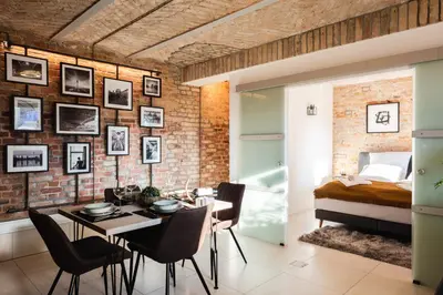 Ein Bett oder Betten in einem Zimmer der Unterkunft Luxurious Urban Living - Premium Downtown Apartments next to HBF