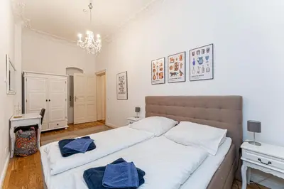Ein Bett oder Betten in einem Zimmer der Unterkunft Be in Berlin Apartments zentral und ruhig für Familien und Geschäftsreisende in Schöneberg