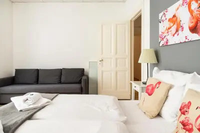 Ein Bett oder Betten in einem Zimmer der Unterkunft Big City Aprtment in Berlin-Friedrichshain