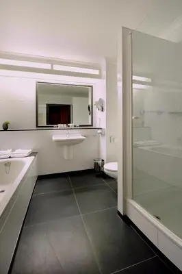 Ein Badezimmer in der Unterkunft Van der Valk Hotel Berlin Brandenburg