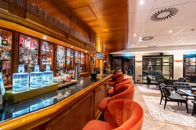 Lounge oder Bar in der Unterkunft Van der Valk Hotel Berlin Brandenburg