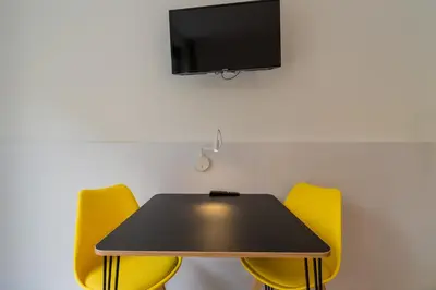 TV/Unterhaltungsangebot in der Unterkunft Homaris Kreuzberg 61