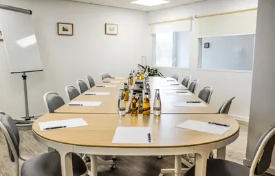 Der Geschäftsbereich oder Konferenzraum in der Unterkunft Hotel Pankow