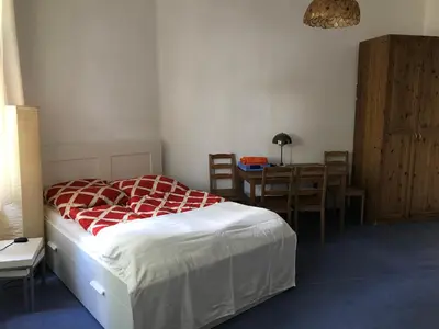 Ein Bett oder Betten in einem Zimmer der Unterkunft Klein App in Alt - Tegel