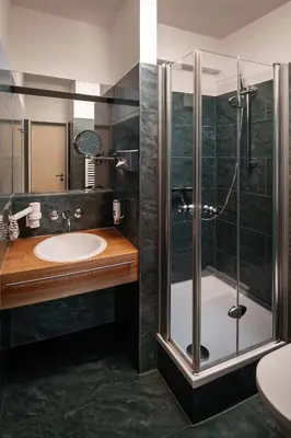 Ein Badezimmer in der Unterkunft Dietrich-Bonhoeffer-Hotel Berlin Mitte