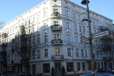 Das Gebäude in dem sich die Ferienwohnung befindet