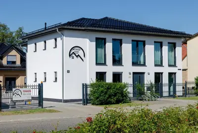 Das Gebäude in dem sich die Pension befindet