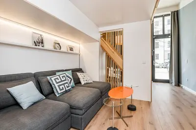 Ein Sitzbereich in der Unterkunft Stylish New Cube Loft by Berlin-Wall-Apartments