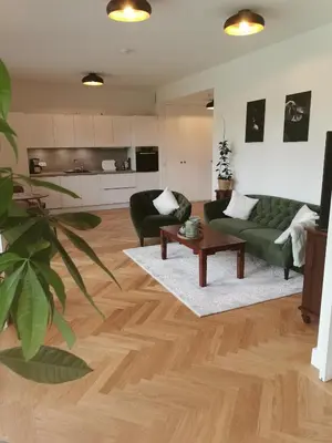 Ein Sitzbereich in der Unterkunft exklusives Studioapartment - in traumhafter Lage direkt am Halensee