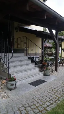 Ein Garten an der Unterkunft Heckes Ferienwohnung