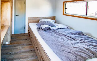 Ein Bett oder Betten in einem Zimmer der Unterkunft 1 Bedroom Stunning Ship In Hennigsdorf