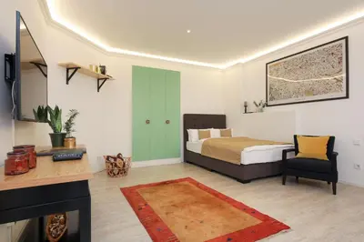 Ein Bett oder Betten in einem Zimmer der Unterkunft 5 Personen Altbau nahe Kurfürstendamm - Shakespeare