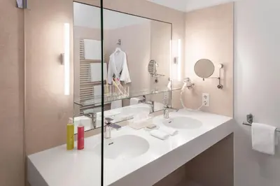 Ein Badezimmer in der Unterkunft The Mandala Suites