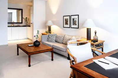 Ein Sitzbereich in der Unterkunft The Mandala Suites