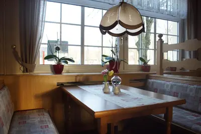 Ein Sitzbereich in der Unterkunft Hotel & Gasthaus Zum Eichenkranz