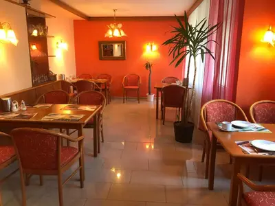Ein Sitzbereich in der Unterkunft Miles Hotel Berlin