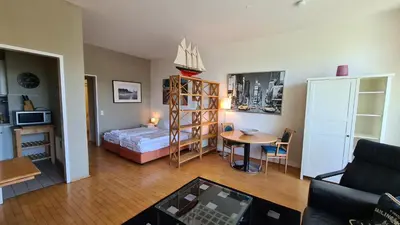 Ein Bett oder Betten in einem Zimmer der Unterkunft TopDomizil Apartments Berlin Mitte