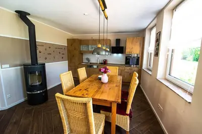 Küche/Küchenzeile in der Unterkunft Ferienhaus mit Terrasse und Garten in Wandlitz