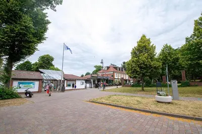 Das Gebäude in dem sich das Ferienhaus befindet