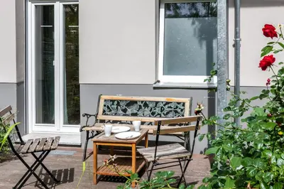 Ein Garten an der Unterkunft DR Apartments Prenzlauer Berg