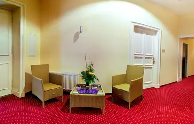Ein Sitzbereich in der Unterkunft Hotel Vivaldi Berlin am Kurfürstendamm
