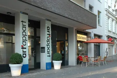 Das Gebäude in dem sich das Aparthotel befindet