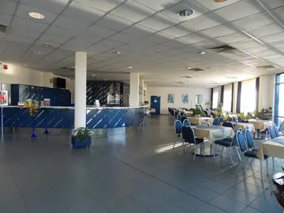 Ein Restaurant oder anderes Speiselokal in der Unterkunft Central-Hotel Eberswalde