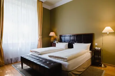 Ein Bett oder Betten in einem Zimmer der Unterkunft Louisa's Place