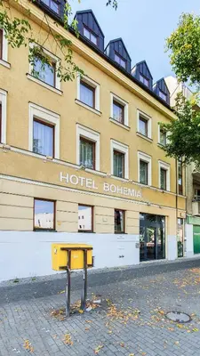 Das Gebäude in dem sich das Hotel befindet