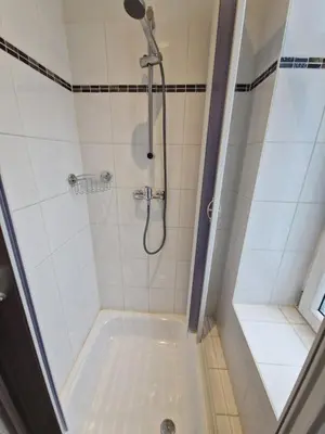 Ein Badezimmer in der Unterkunft Zimmervermietung Berlin Mertens