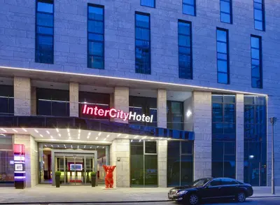 Das Gebäude in dem sich das Hotel befindet