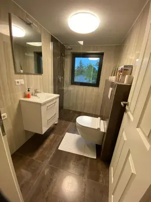 Ein Badezimmer in der Unterkunft Berlin Sky