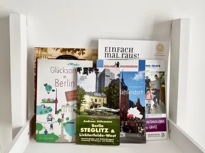 Ein Zertifikat, Auszeichnung, Logo oder anderes Dokument, das in der Unterkunft modernes Apartment, Terrasse und Garten am Lilienthalpark im Südwesten Berlins ausgestellt ist