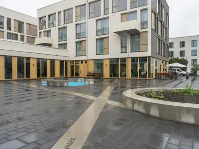 Das Gebäude in dem sich das Aparthotel befindet