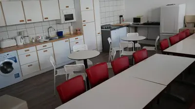 Küche/Küchenzeile in der Unterkunft Hostel Inn-Berlin
