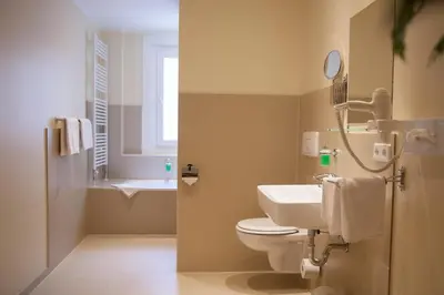 Ein Badezimmer in der Unterkunft Hotel Kiez Pension Berlin