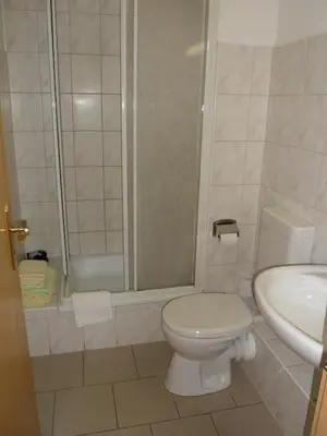 Ein Badezimmer in der Unterkunft Stadtsee-Pension Templin