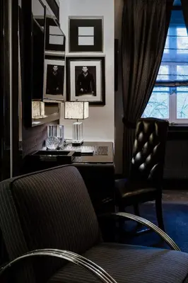 Ein Sitzbereich in der Unterkunft Schlosshotel Berlin
