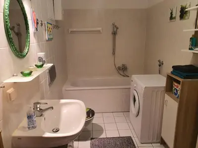 Ein Badezimmer in der Unterkunft CARLO familienfreundliches 3-Raum Apartment auf der DOM-Insel