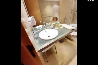 Ein Badezimmer in der Unterkunft Potsdamer Suite
