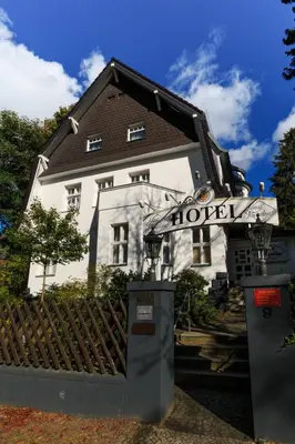 Das Gebäude in dem sich die Pension befindet
